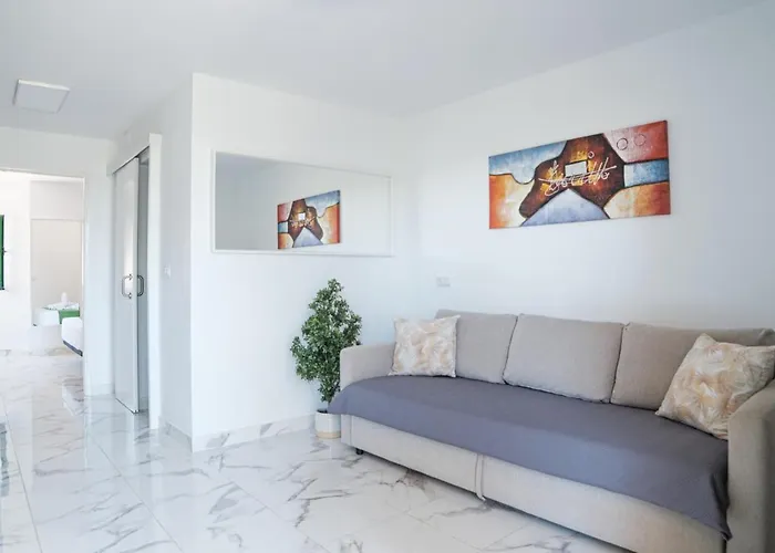 Rayito De Sol Iii شقة